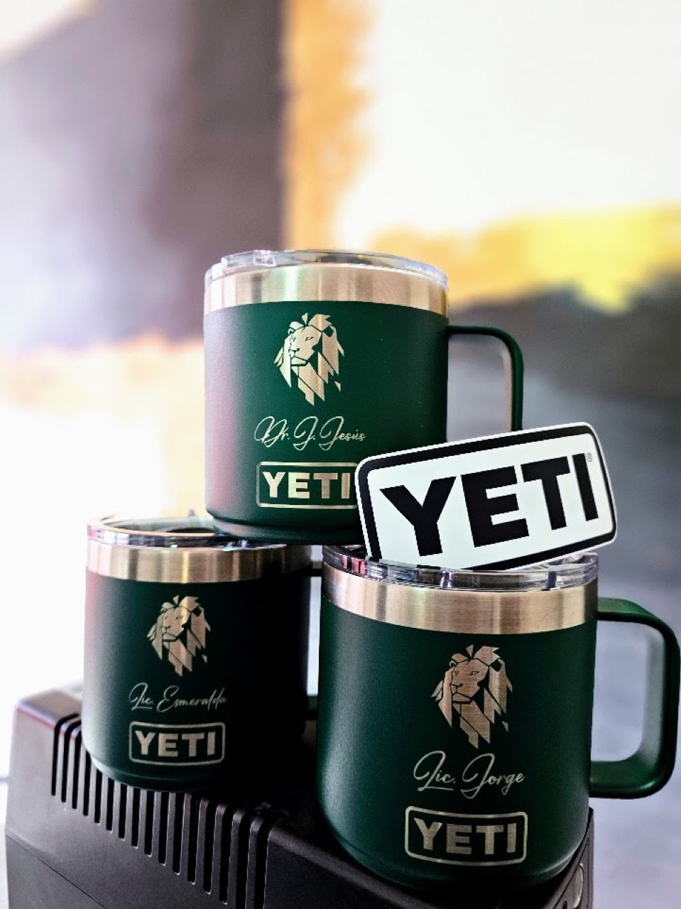 Tarros verdes con grabado láser personalizado